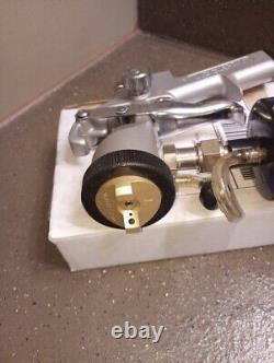 Accuspray Model 19 Metal Bodied HVLP Spray Gun Extras