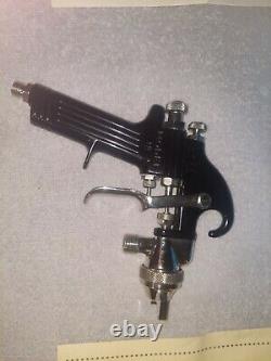 BINKS Model 18 Paint spray gun WithSPARE PARTS! ALL NEW! EXCELLENT COND