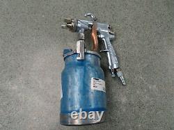 Binks 2100 Conventional Paint Spray Gun