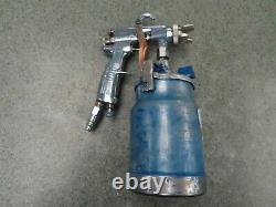 Binks 2100 Conventional Paint Spray Gun