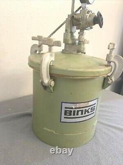 Binks 83-5661 Paint Pressure Casting Spray Tank Pot 2 Gallon
