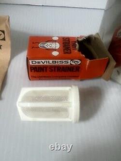 DeVILBISS JGA-545 PAINT SPRAY GUN PLUS XTRAS AND CUP GREAT SHAPE FREE SHIPPING