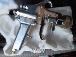 DeVilbiss- MBC Pressure Paint spray gun 306