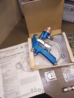 Graco AA2000 Air Assisted Airless Spray Gun Bundle