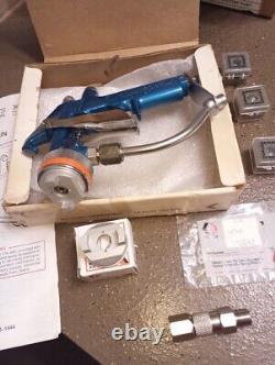 Graco AA2000 Air Assisted Airless Spray Gun Bundle