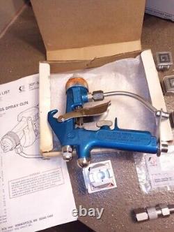 Graco AA2000 Air Assisted Airless Spray Gun Bundle