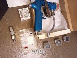 Graco AA2000 Air Assisted Airless Spray Gun Bundle