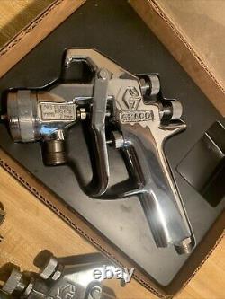 Graco Silver Air Spray Guns 214-675 215230 1 New In Box 1 New WithO Box 1 Used