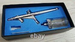 Iwata HP-BC airbrush spray gun Iwata hp bc air brush