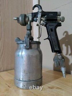 VINTAGE Binks model 7 Spray Gun with Cup, Gauge Paint Gun Serial No. 567775