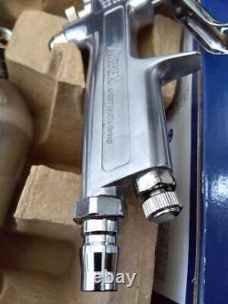 Pistolet pulvérisateur à alimentation par gravité ANEST IWATA PS-9513B-04 avec godet de 400 ml et buse de 0,03 pouce Nouveau